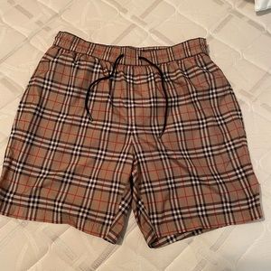 Medium size Burberry swimming trunks